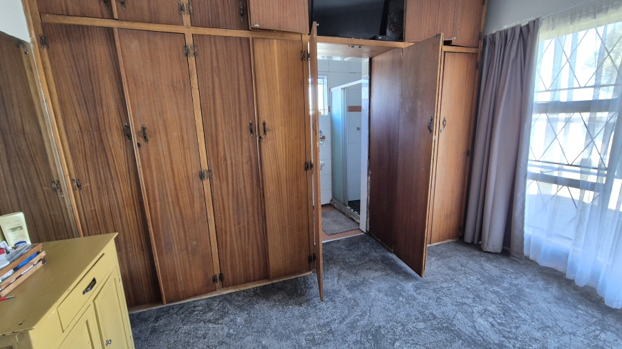 4 Bedroom Property for Sale in Bergsig Eastern Cape